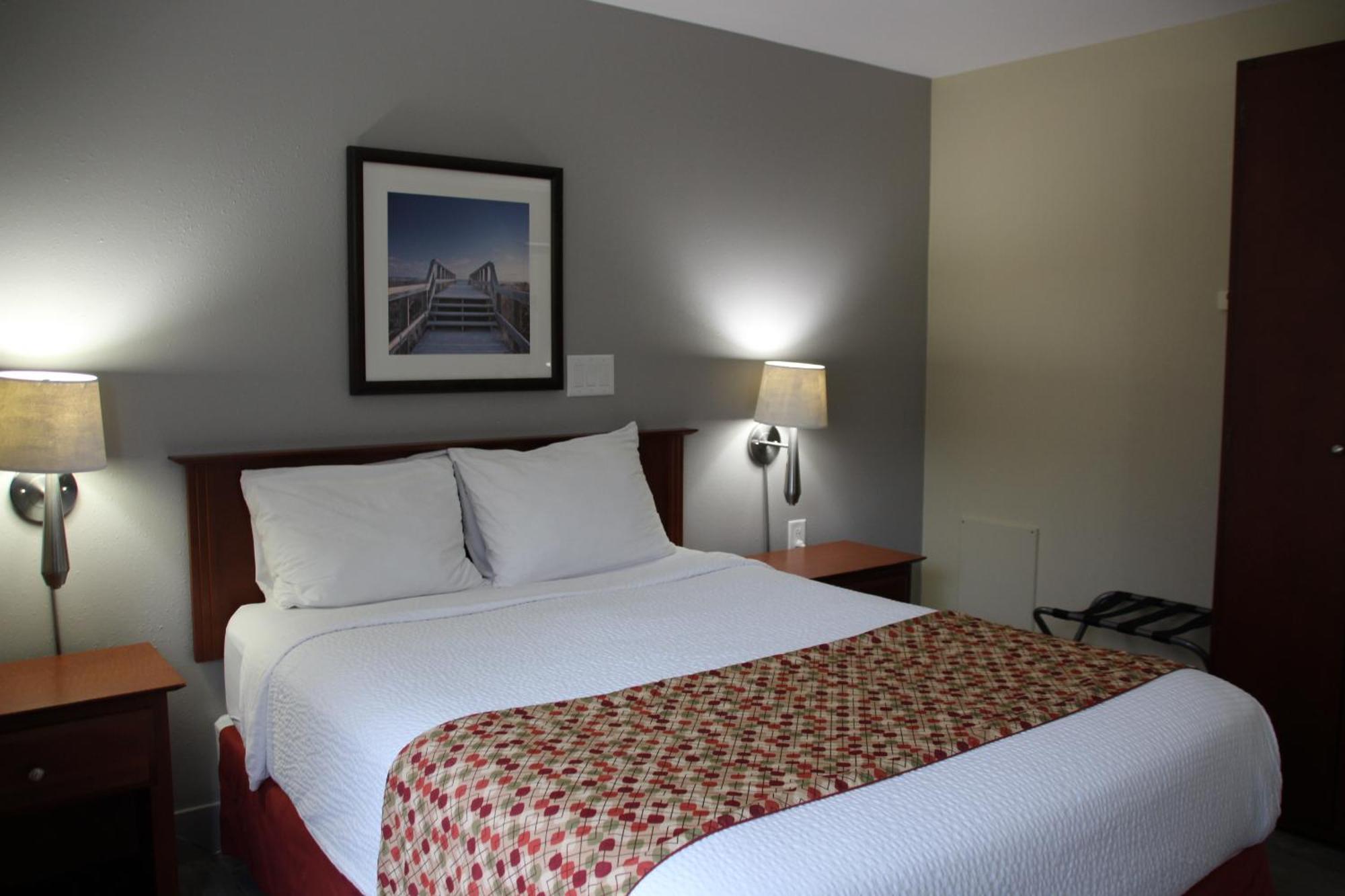 Hotel Super 8 By Wyndham Nb 3*