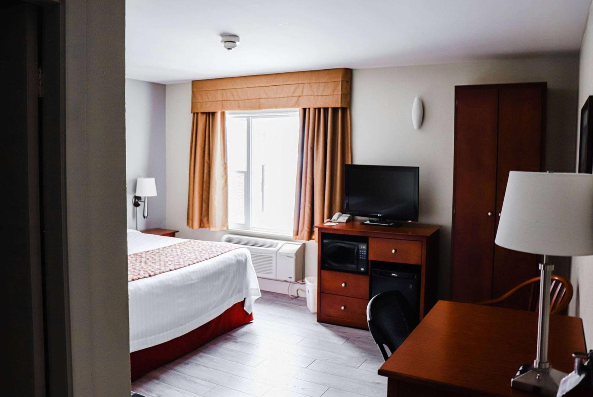 Super 8 By Wyndham Nb 3*